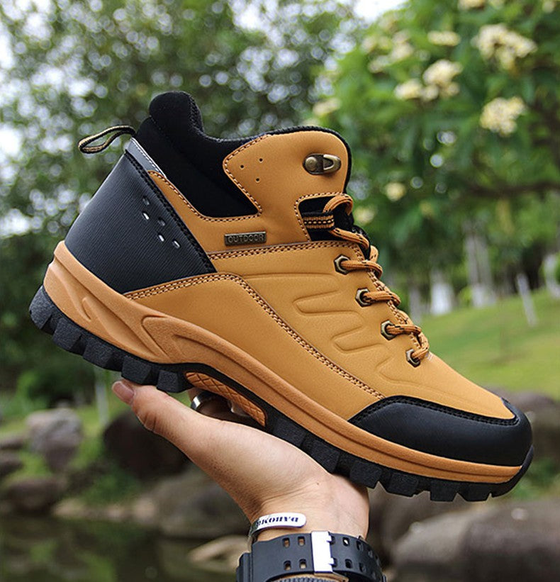 Waterproof Hiking Shoes – Men’s and Women’s Trekking Footwear for Adventure