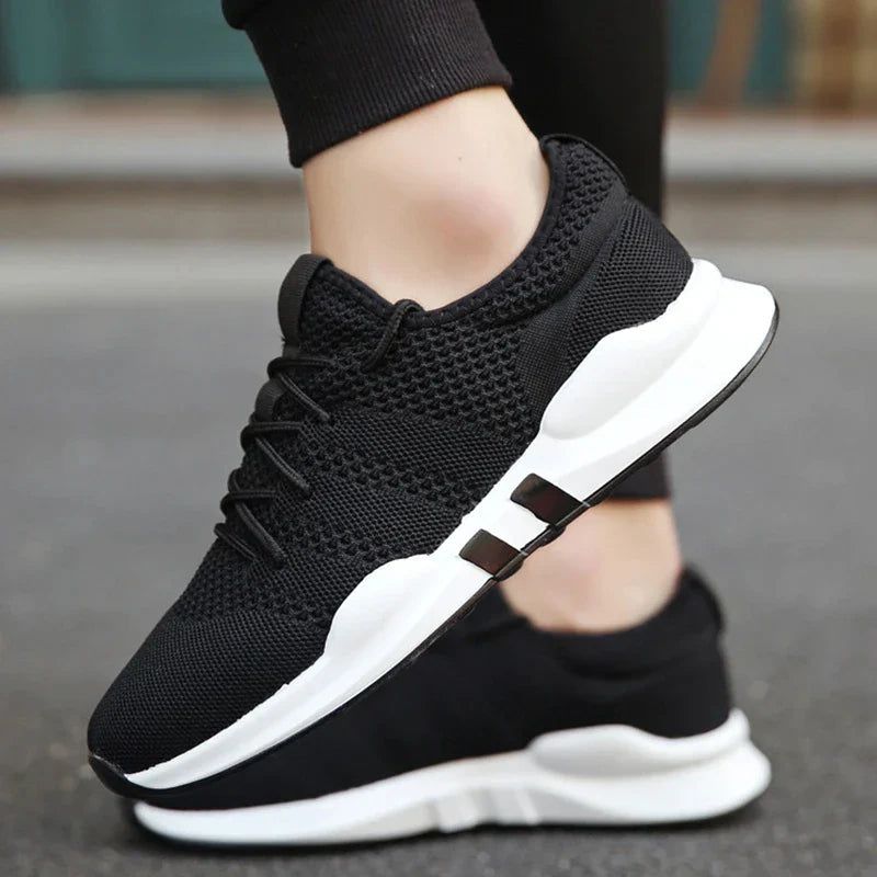 Herrenschuhe atmungsaktiv – Ergonomische Sneakers für Komfort und Stil