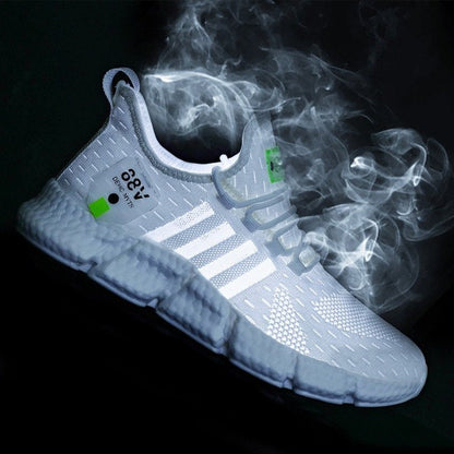 Comfortable Sneakers – Flexible Midsole & Orthopedic Insoles for All-Day Wear