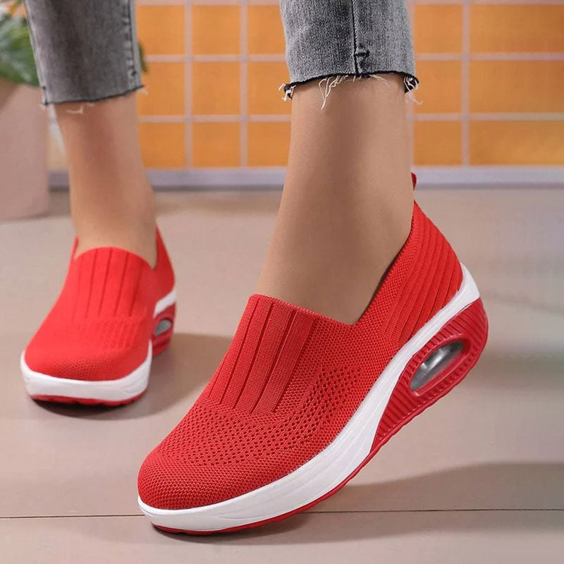 Atmungsaktive Slip-On Sneakers Damen – Ergonomische, bequeme Schuhe für Alltag