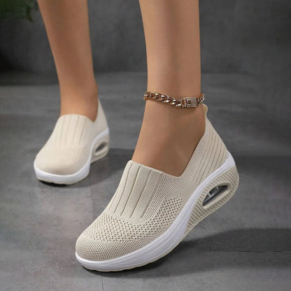 Atmungsaktive Slip-On Sneakers Damen – Ergonomische, bequeme Schuhe für Alltag