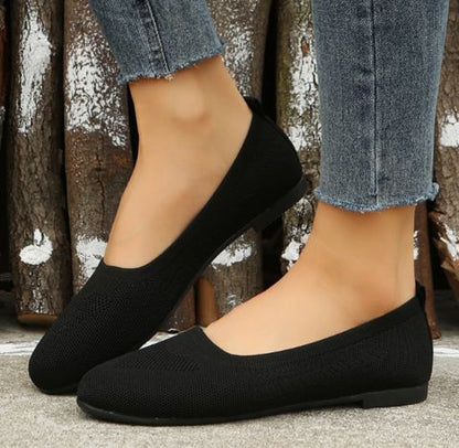 Flats für Damen – Bequeme atmungsaktive Schuhe mit kleinem Absatz und Stil