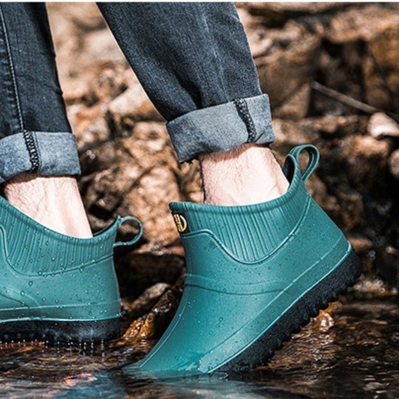 Waterproof Hiking Shoes – Cushioned Outdoor Footwear for Trekking Adventures