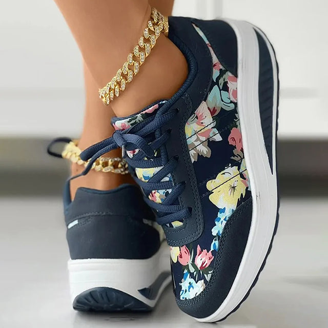 Luxe Plattform Sneaker Damen – Blumenmuster Sneaker für Freizeit und Alltag