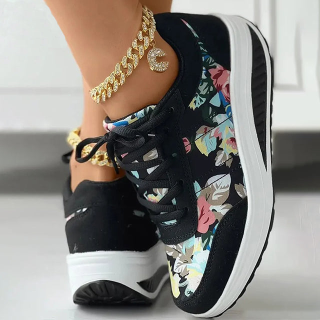 Luxe Plattform Sneaker Damen – Blumenmuster Sneaker für Freizeit und Alltag