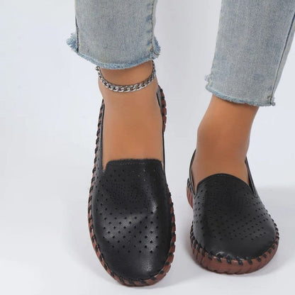 Luftige Slipper Damen – Bequeme Slipper mit Lochmuster für Sommer und Freizeit