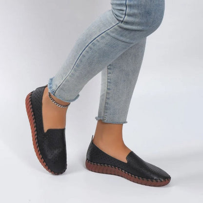 Luftige Slipper Damen – Bequeme Slipper mit Lochmuster für Sommer und Freizeit